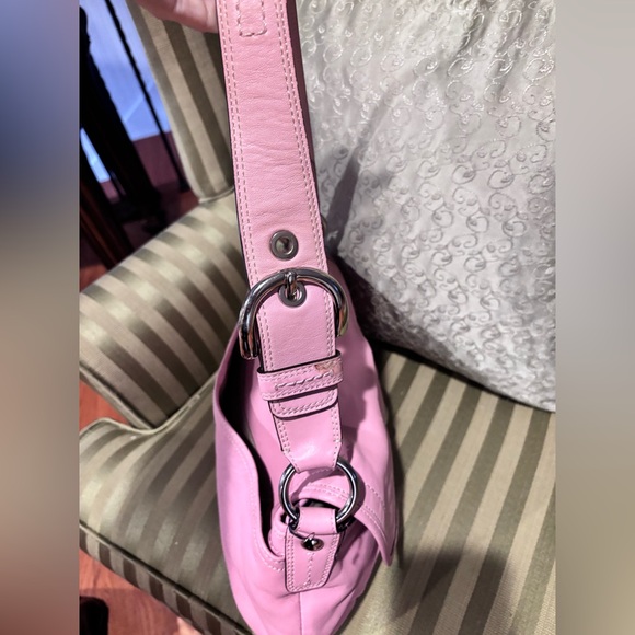 Y2K Pink Coach Shoulder Bag - Picture 3 of 9